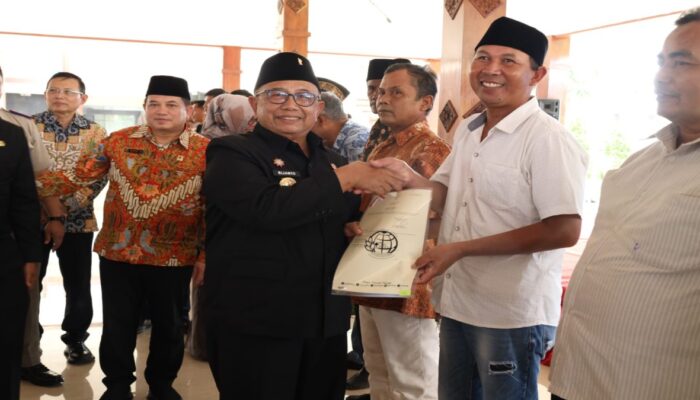Pemkab Blitar Mulai Serahkan Sertifikat PPTPKH, Ribuan Lahan Warga Masuk Tahap Legal