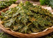 Cara Membuat Keripik Daun Pepaya Agar Tidak Pahit dan Renyah